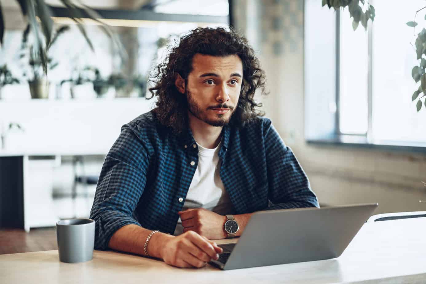 men curly hair