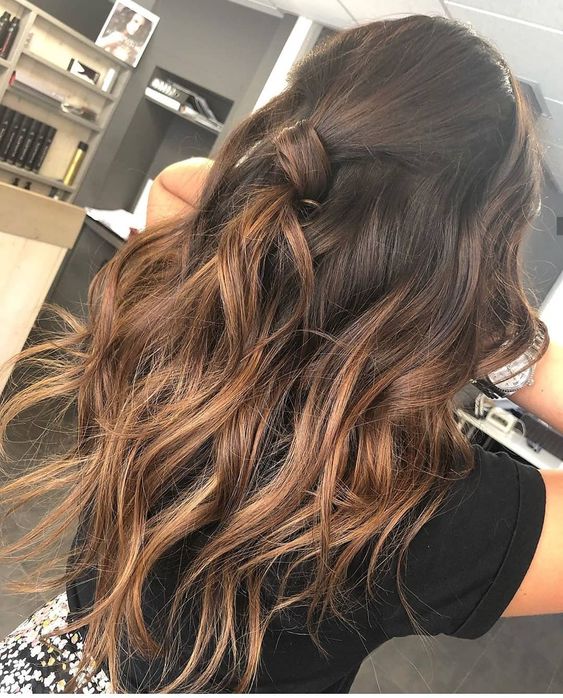 Twisty Caramel Balayage