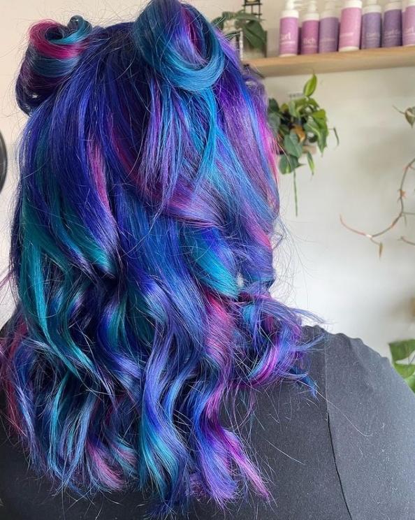 Galaxy Hair Ideas & Style Guide: Outer Space Hair Inspiration! - Hair Kempt