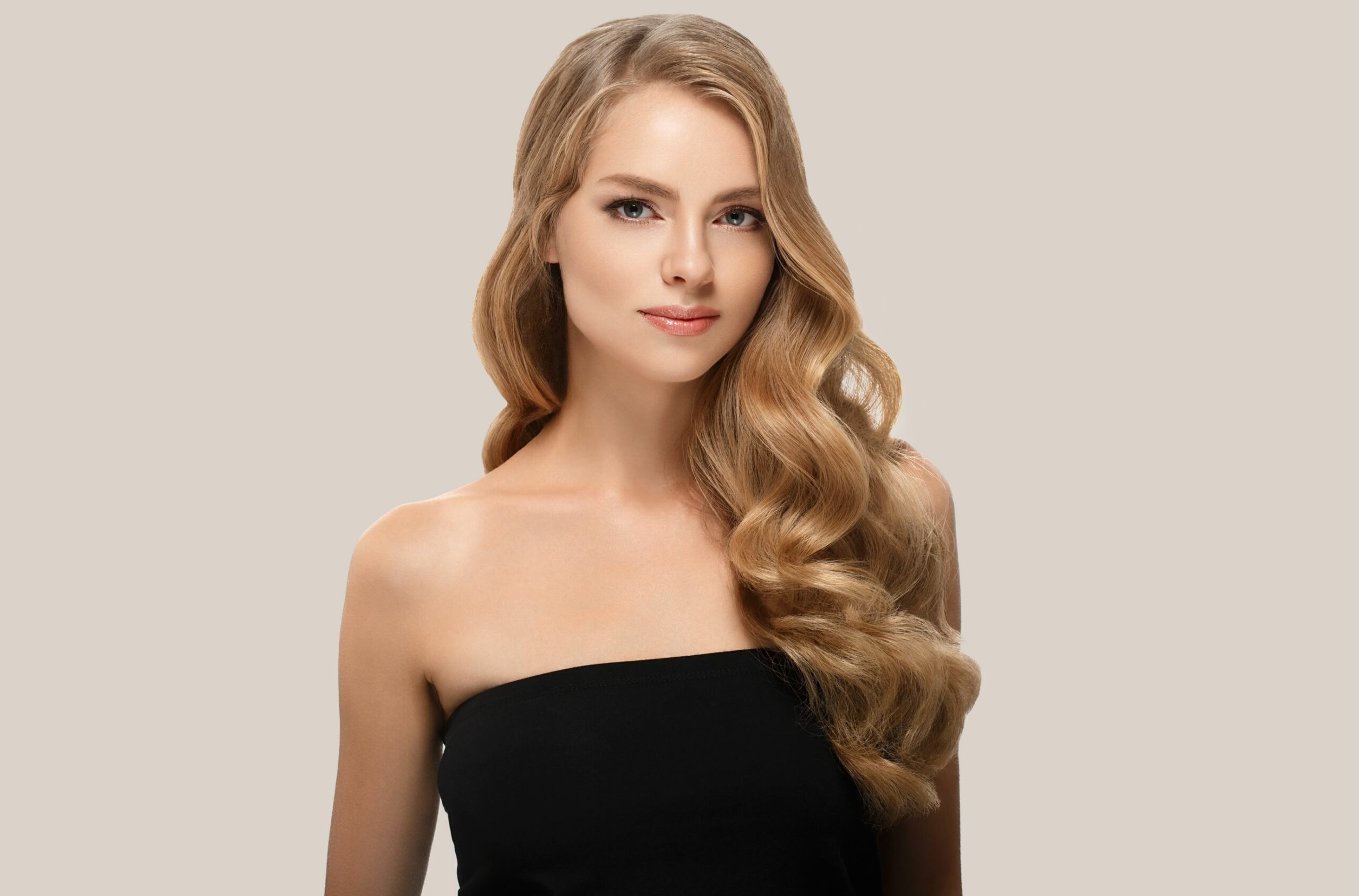 Blonde Hair Woman Natural Make Up