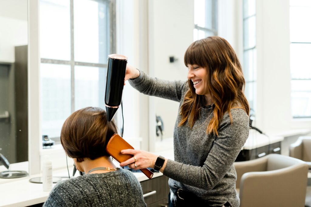 salon improve relationship with clients